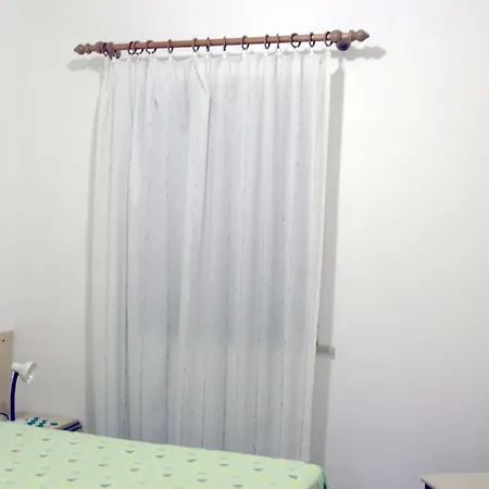 דירה Mit Wasserblick By Interhome *